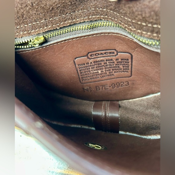 Vintage 90s Coach Casey Crossbody Bag Brown  Tan Leather Quiet Luxury Round - Picture 10 of 12